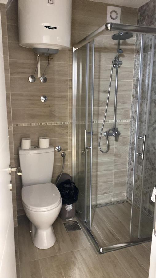 Garden Apartmani 3 Belgrado Esterno foto
